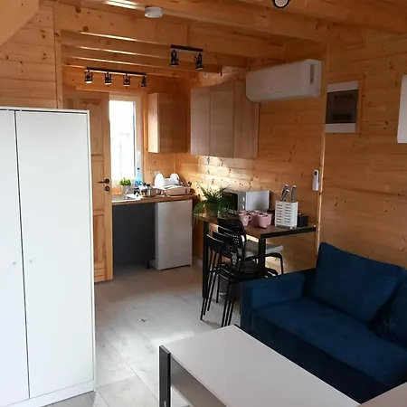 Sister's House Zator *